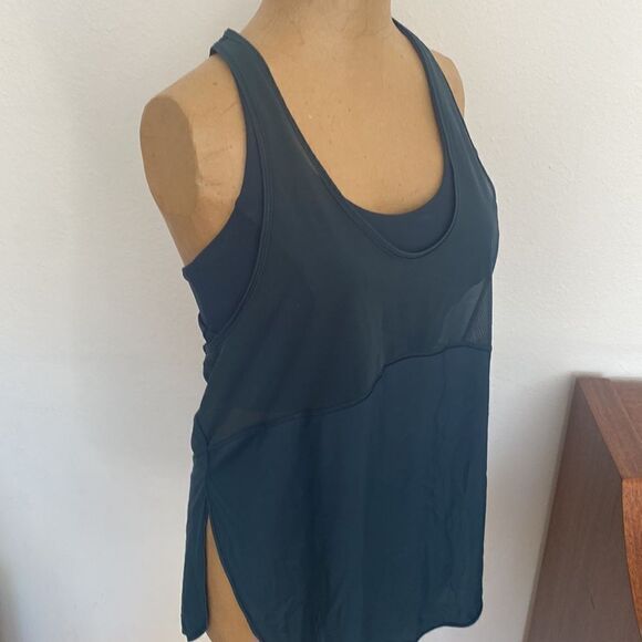 Lululemon sz 6 Twist Around Tank Jaded excellent like new condition tank… - Picture 4 of 12